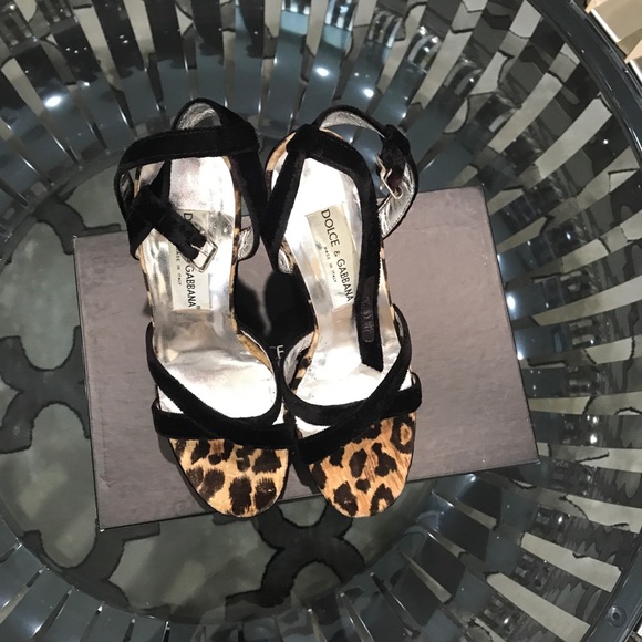 Dolce & Gabbana Shoes - 🤎DOLCE & GABANNA WEDGE SANDALS🤎